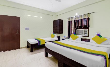 Itsy by Treebo - Pragati Palace - Housity