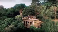 Covehill Green Resort by My Hospitality Hotel di Pelabuhan Ratu