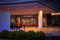 THE OPUS WESTCHESTER, AUTOGRAPH COLLECTION Hotels near lululemon