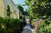 Bungalows at Windsong on the Reef فنادق في ذا بايت سيتلمنت