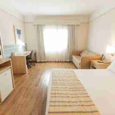 Comfort Suites Londrina Rooms