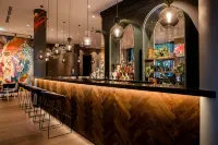 Motel One Graz - بار