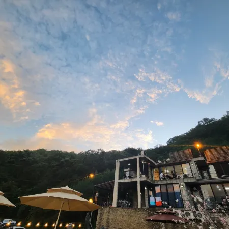 Yangju Gray Castle Pension