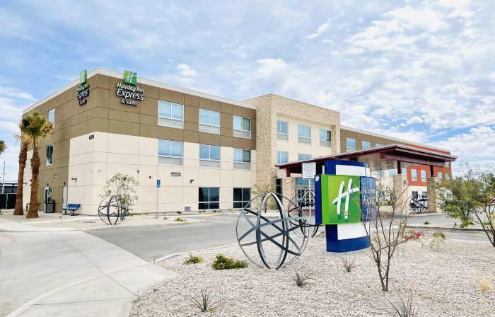 Holiday Inn Express & Suites BLYTHE by IHG