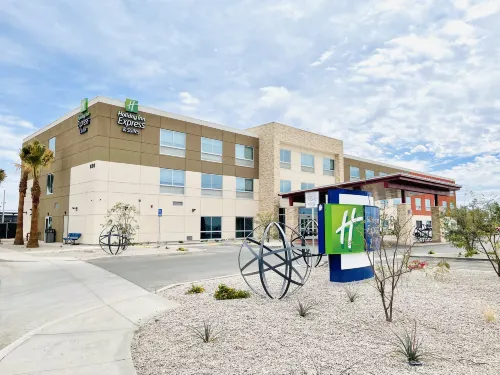 Holiday Inn Express & Suites BLYTHE by IHG
