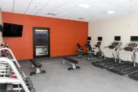 Hampton Inn and Suites Lafayette Medical Center - Gym