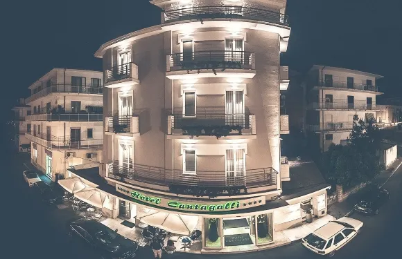 伊爾坎塔加里酒店