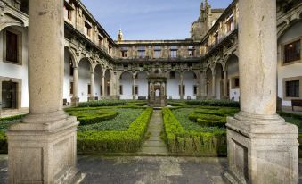 Parador de Santiago - Hostal Dos Reis Catolicos