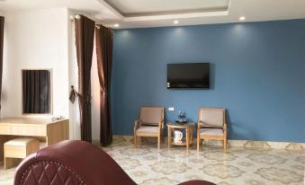 Ngoc Huyen Hotel