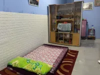 Omah Syariah 7A Bu Endang Hotels in Wonogiri