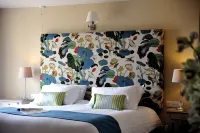 The Pheasant Public House & Hotel Hotels in Braintree