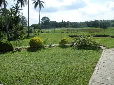 Cocoworld Bungalow Hotels in der Nähe von Buduruwakanda Rajamaha Viharaya