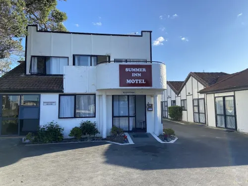 Summer Inn Motel Hotels in Whangaparaoa