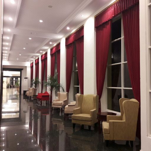 Same Hotel Kendari 수영장