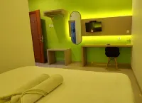 Oemah Djari Hotel Syariah Hotels in Sidorejo