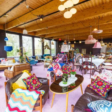 Tante Alma's Bonner Hotel