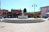 Villa dei Salici Con Piscina by Wonderful Italy