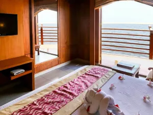 Poovar Island Resort