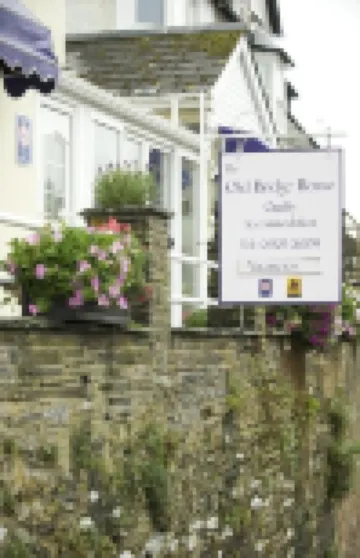 เดอะ โอลด์ บริจ เฮาส์