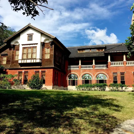 Royal Jade Boutique Hotel Отели рядом с достопримечательностью «Ночной рынок «Шилинь»»