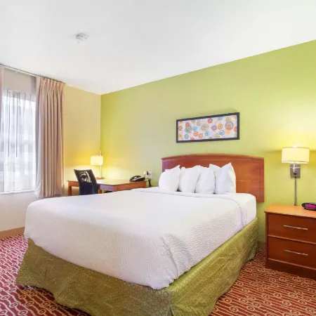 Extended Stay America Suites - Virginia Beach