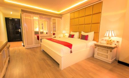 Grand Baliem Hotel - Housity