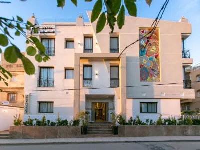 Madaure Hotel a 