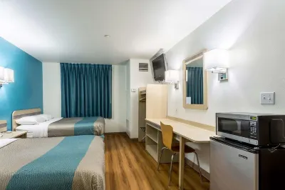 Motel 6 Roswell, NM
