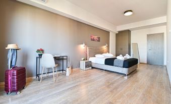 Thisean Modern Suites by Athens Stay