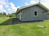 "Holte" - 700m to the Fjord Hotels in Bjerregard