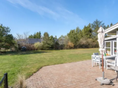 "Ingebritt" - 1.5km from the Sea