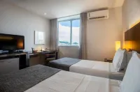 Orla Copacabana Hotel