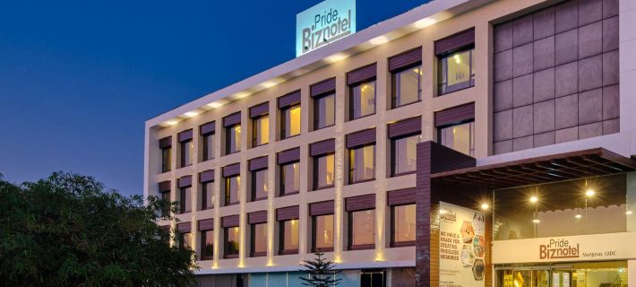 Pride Biznotel, Manjusar Hotels in Vadodara
