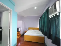 Marbella Leisure Hostel - Hostels