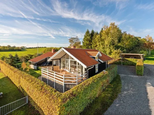 "Nica" - 100m from the Sea Hotels in Broager