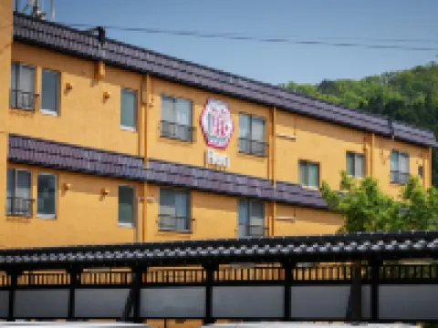仙台 秋保温泉 別館 Ｒｅｎ〜簾〜 鄰近仙台秋保溫泉巖沼屋的酒店