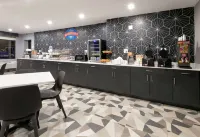 Baymont by Wyndham Chattanooga/Eastridge - breakfast