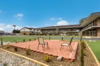Quality Inn Asheville Airport Hotels in Arden