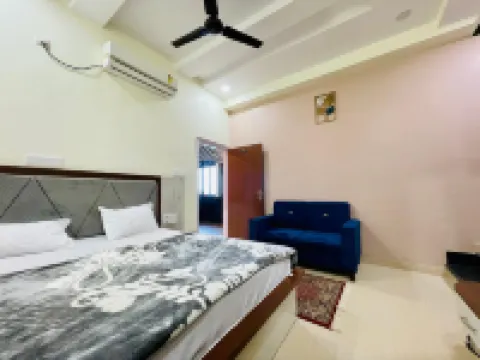 Hotel MJ Royale