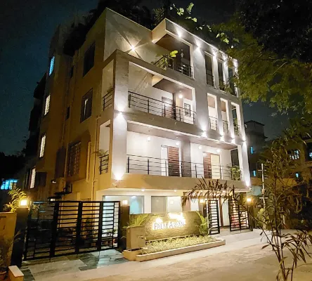 The Palm Aryan - A Boutique Hotel