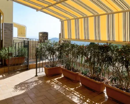 Samuele Hotels in Civezza