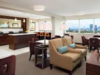 Sheraton Cavalier Calgary Hotel โรงแรมในคาลการี