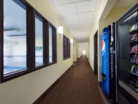 Super 8 by Wyndham Lees Summit Hotels in Lee's Summit