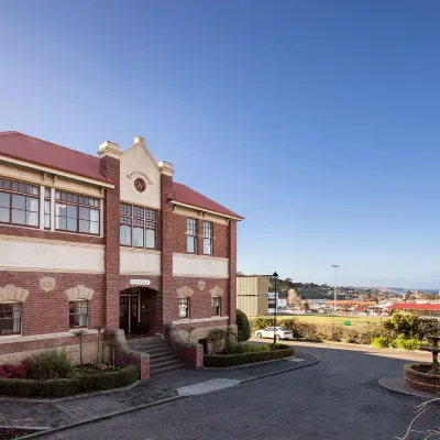 Rydges Hobart Отели рядом с достопримечательностью «Салливанс Коув»