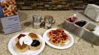 Best Western Plus CottonTree Inn - breakfast