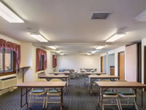 Motel 6 Saukville, WI Hotels in Ozaukee County