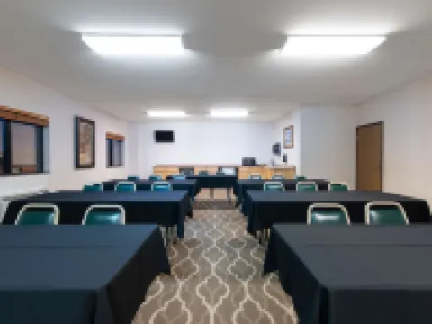 Days Inn by Wyndham Mitchell SD Hotels in Mitchell