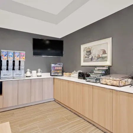 Microtel Inn & Suites by Wyndham Middletown