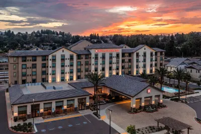 Hilton Garden Inn Pomona Các khách sạn gần Palomares Park Community Center