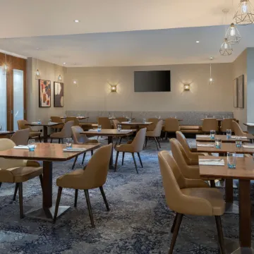 Delta Hotels by Marriott Birmingham Отели рядом с достопримечательностью «Эджбастон»